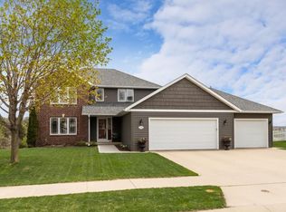 6156 Granite Dr NW, Rochester, MN 55901