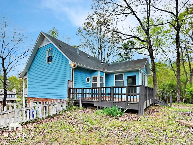 1728 Russet Woods Ln — Photo 21
