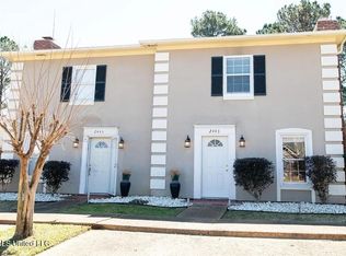 2443 River Oaks Blvd #A-B, Jackson, MS 39211
