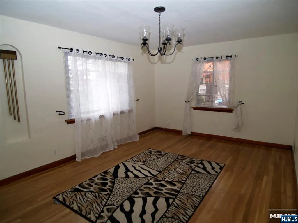 2 bed, 2.0 bath, $2,700 — Photo 4