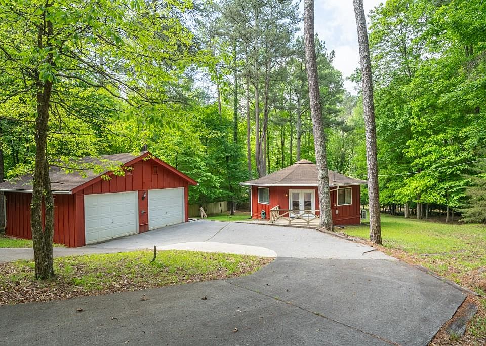 1st image of 141 Indigo Dr