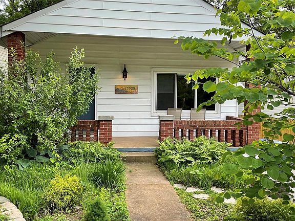 2nd image of 7028 Glades Ave