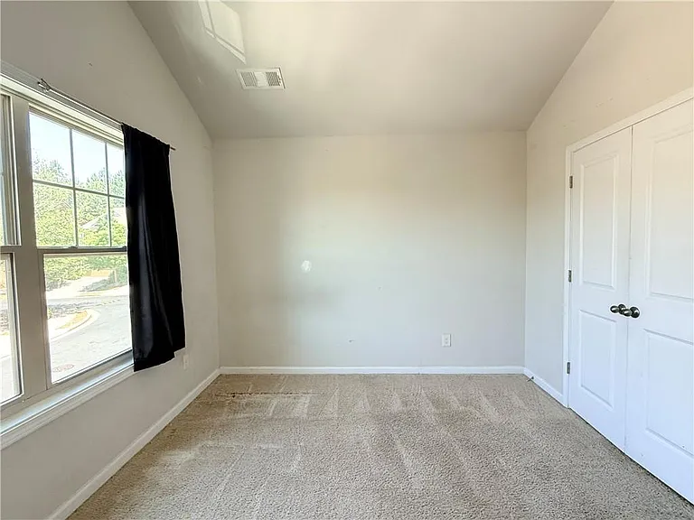 1033 Haley Woods Ln — Photo 25