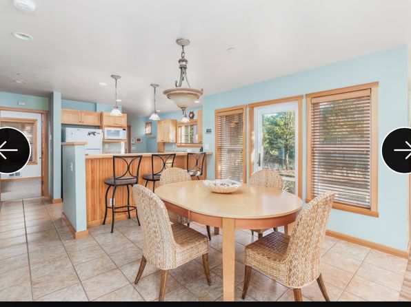 5906 Barefoot Ln, Pacific City, OR 97135