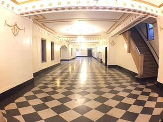 Rented by Lang Realty LLC | media 17