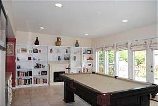 5th image of 8141 Kolmar Ave