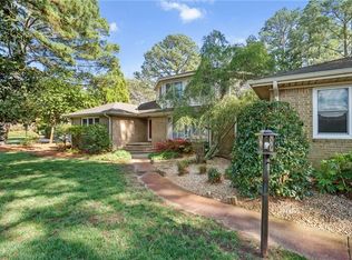 2417 Spindrift Rd, Virginia Beach, VA 23451