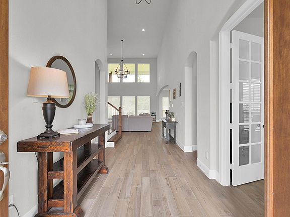 4th image of 40999 Westley Ln