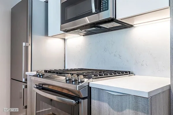 Rented by Corcoran | media 22