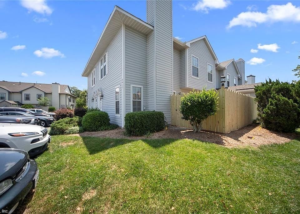 1st image of 4415 Segovia Ct