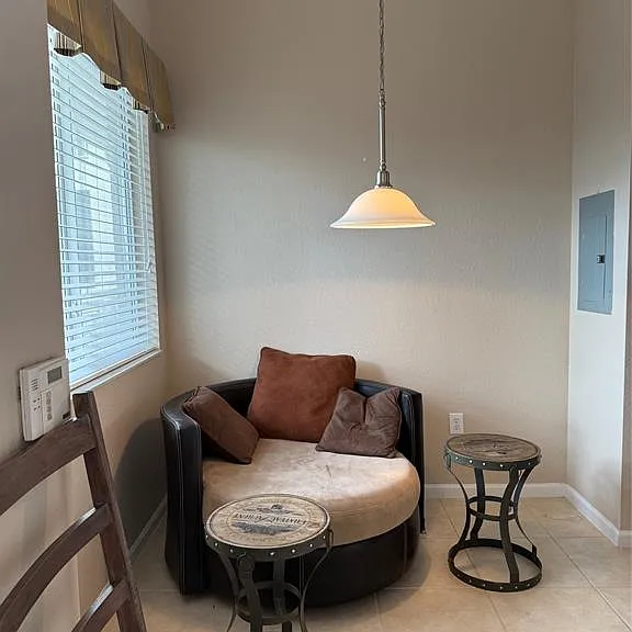 3500 Oaks Clubhouse Dr #303 — Photo 5