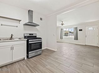 3231 E Halcyon Pl, Tucson, AZ 85716