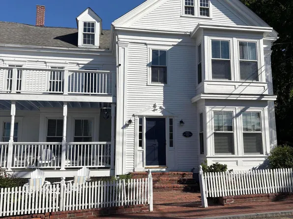 452 Commercial Street UNIT 3, Provincetown, MA 02657