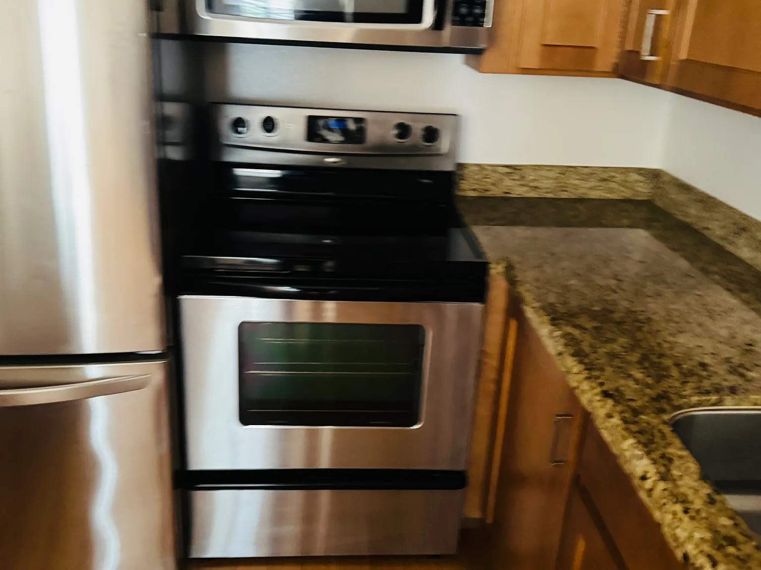 3 bed, 1614 sqft, $2,100 — Photo 3
