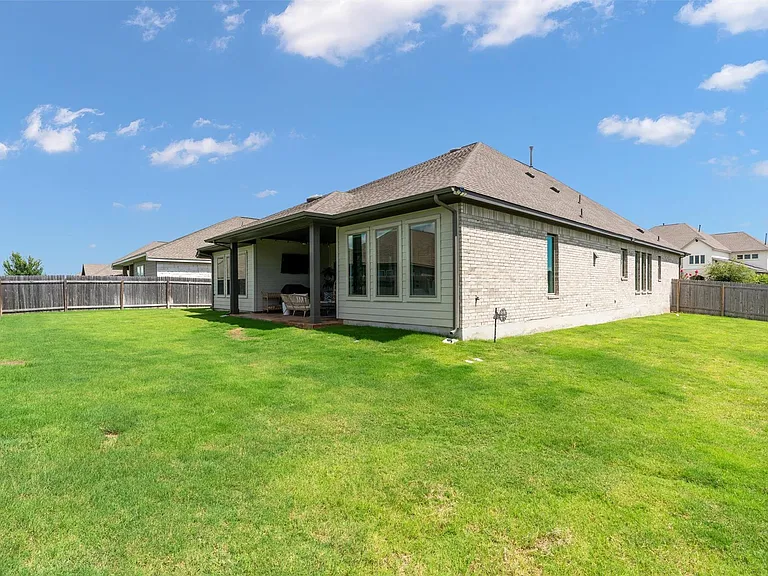 3800 Sandhill Crane Dr — Photo 28