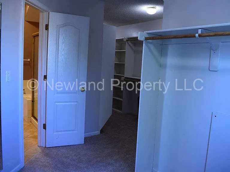 14306 S Summit Ct — Photo 29