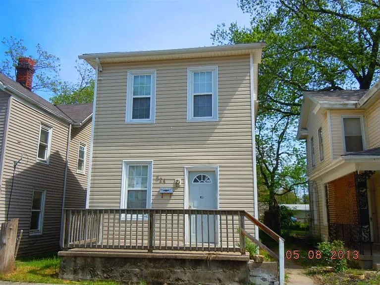 624 Buckeye St photo 1