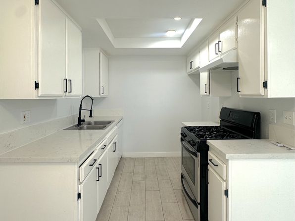 21828 Belshire Ave Unit 15