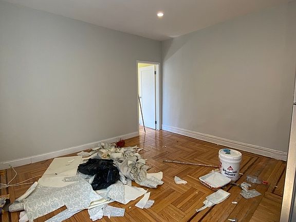 3rd image of 55 Winthrop St APT 5D