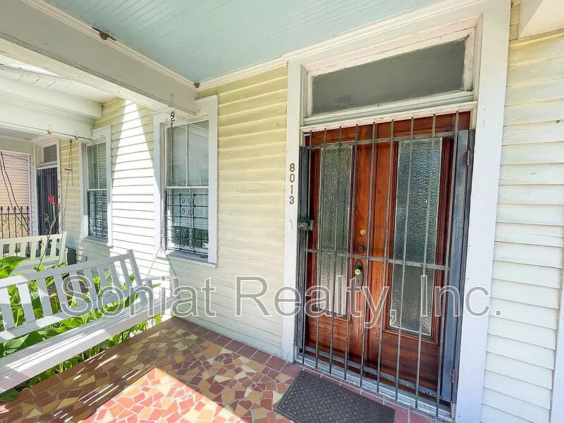 Carrolton — Photo 2