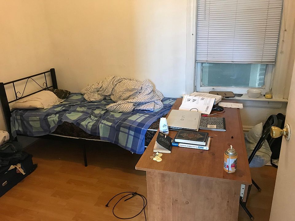 2nd image of 3126 S Wells St Floor 2