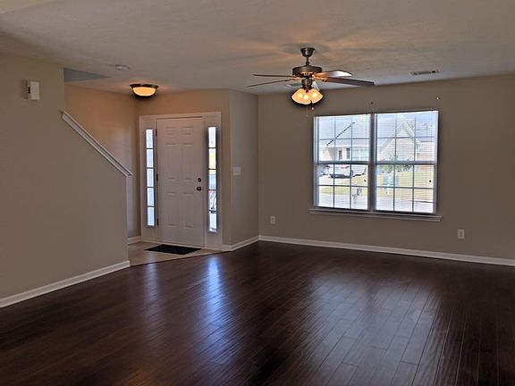 3rd image of 3132 Saint Charles Ave