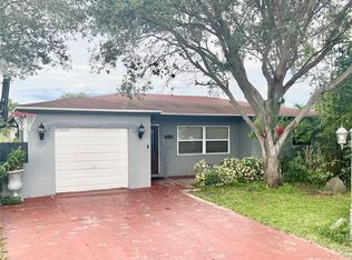 10675 Ember St, Boca Raton, FL 33428