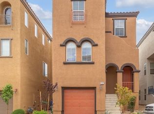 9325 Roping Cowboy Ave, Las Vegas, NV 89178