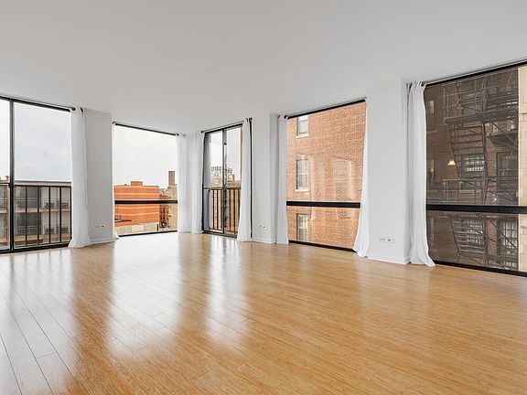5th image of 345 W Fullerton Pkwy APT 810