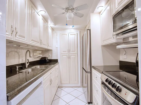 111 Briny Ave, Pompano Beach, FL