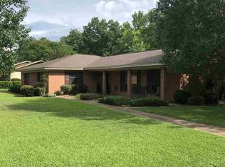 574 W Main St, Raymond, MS 39154