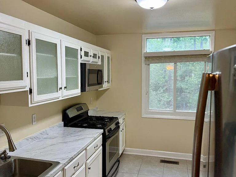2916 Cantania Pl — Photo 4