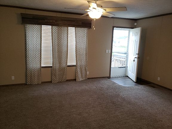 3rd image of 188 Pheasant Ct