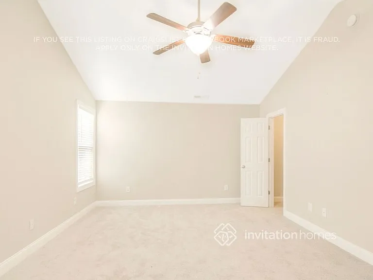 77 Carson Dr — Photo 11