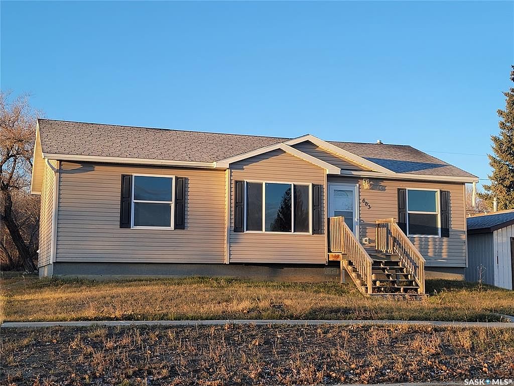 603 Pacific AVENUE, Kerrobert, SK S0L 1R0 MLS SK952207 Zillow