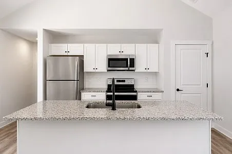 2 bed, 1037 sqft, $1,725 — Photo 2