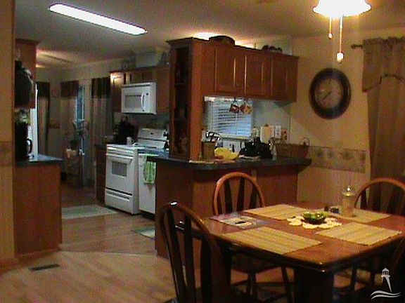 2nd image of 1063 Royal Oak Road NW