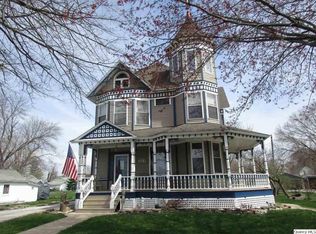 223 N Illinois St, Camp Point, IL 62320