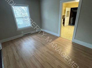 1833 Green St, Saginaw, MI