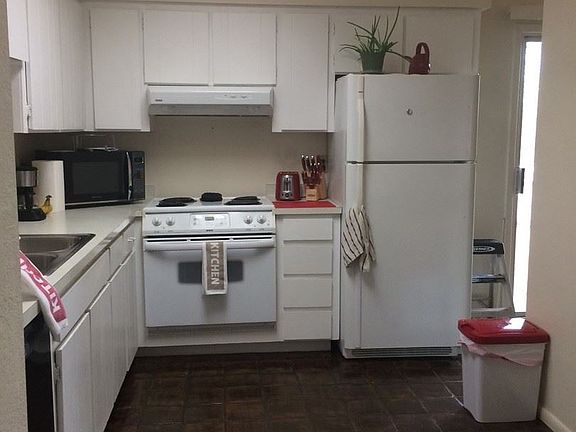 2nd image of 4511 E Cooper St