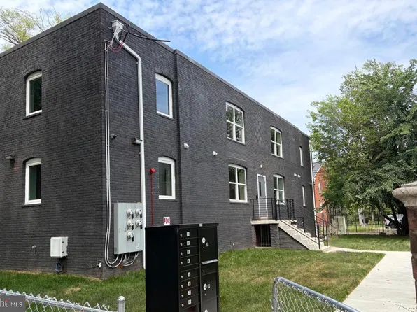 4326 Halley Ter SE, Washington, DC 20032