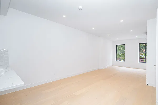 Living room, photo 3