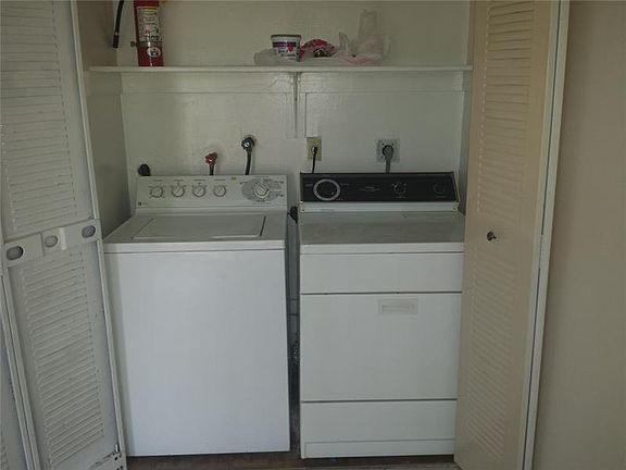 4th image of 2010 NW 58th Ter #2018