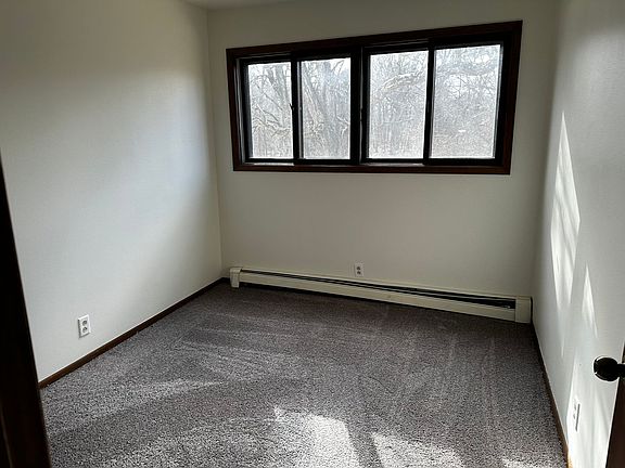 3rd image of 4722 W Graham Dr APT 1