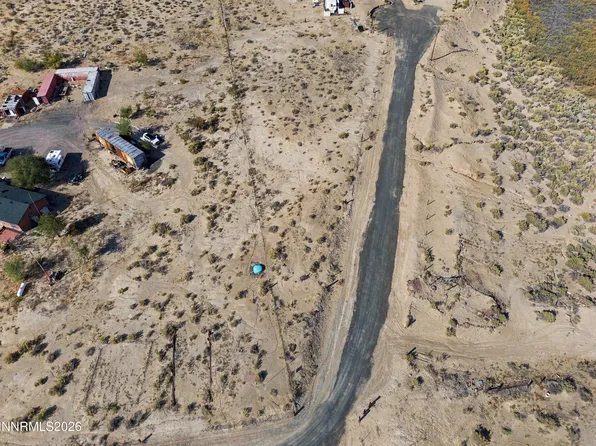 8935 Cougar Cir, Silver Springs, NV 89429