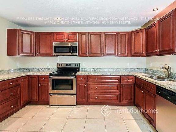 4th image of 15553 67th Ct N