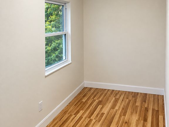 2nd image of 180 Chestnut St APT 2