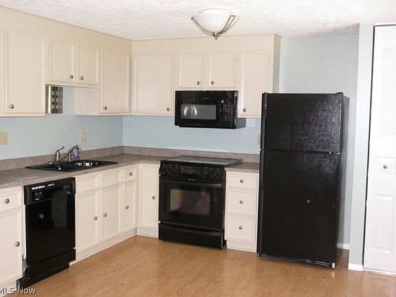 3rd image of 11272 Wood Duck Ave
