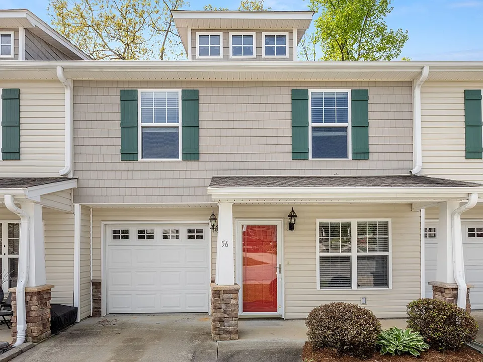 56 Old Salem Ct