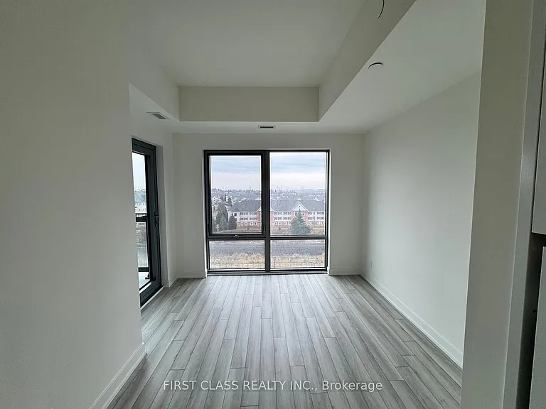 51 Clarington Blvd — Photo 3